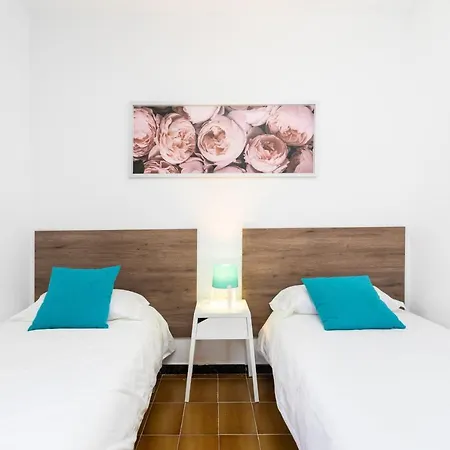 Home2book Amazing Sea Front House Ferienhaus *