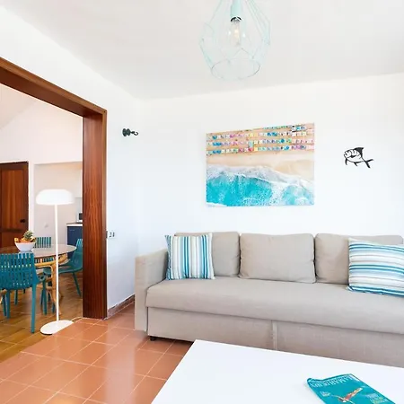 Home2book Amazing Sea Front House